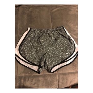 black and white nike shorts